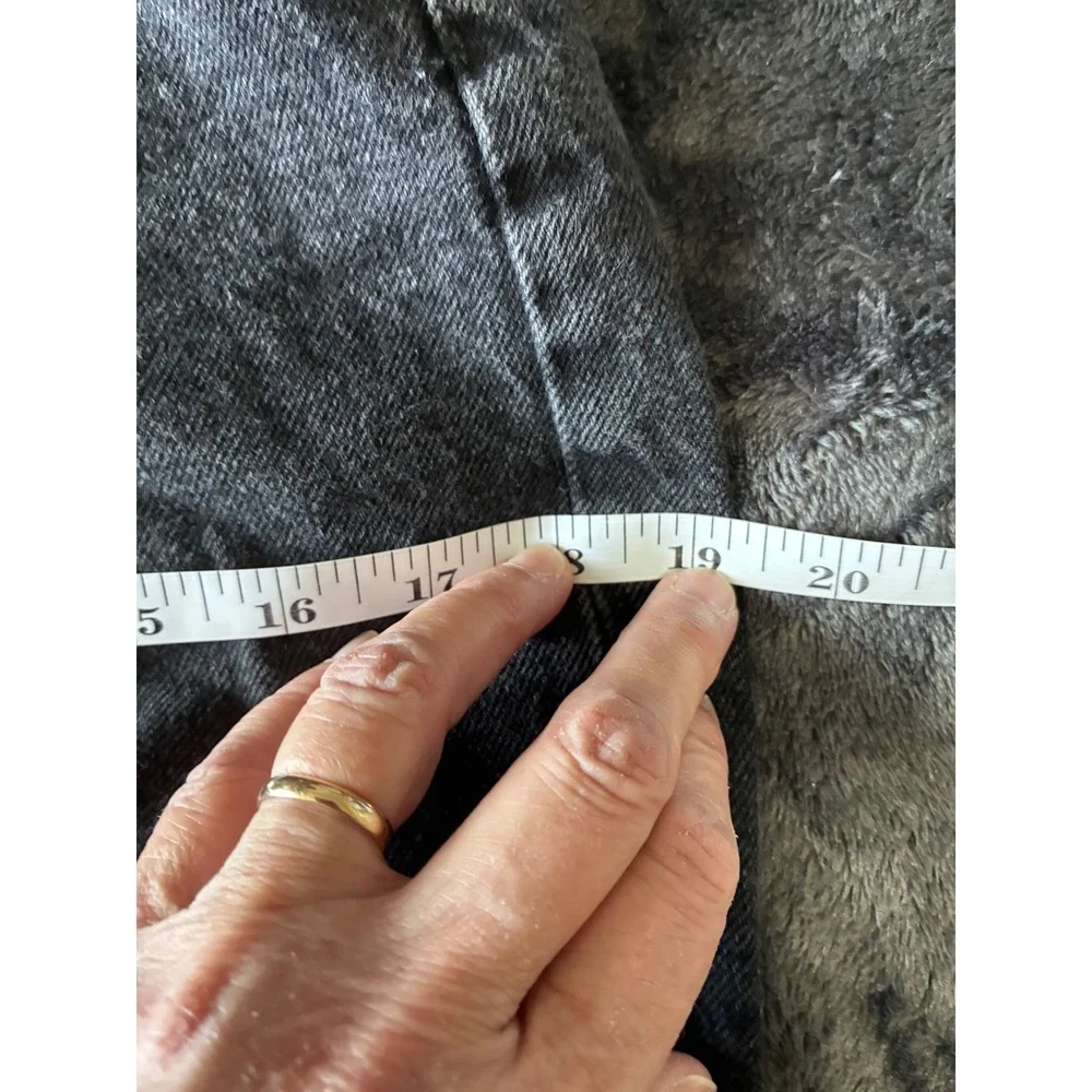 Zara Womens High Waisted Wide Leg‎ Jeans Washed Black Frayed Hem Size 6 (K15)